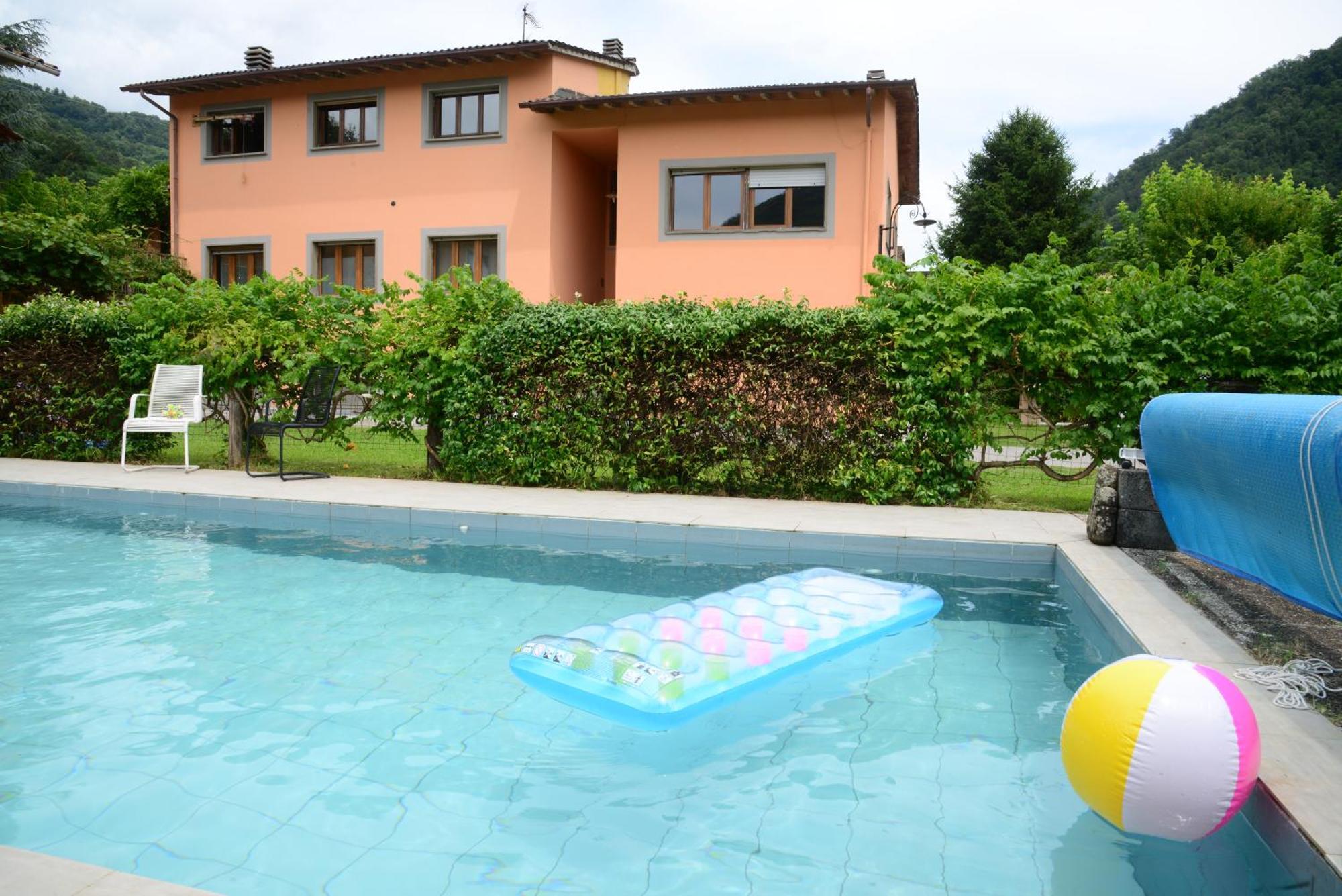 Willa Casa Hydrangea Con Piscina E Giardino Bagni di Lucca Zewnętrze zdjęcie