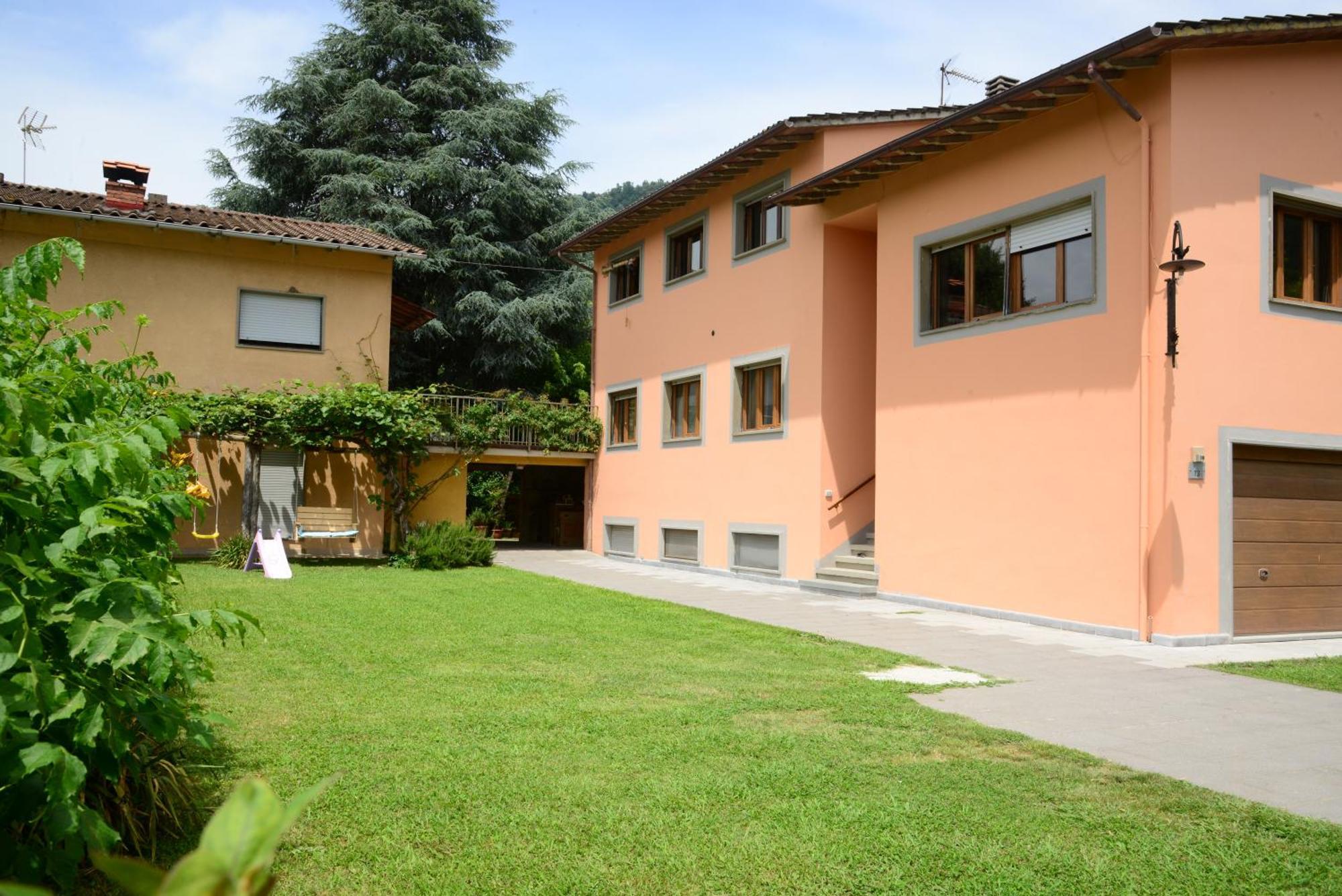 Willa Casa Hydrangea Con Piscina E Giardino Bagni di Lucca Zewnętrze zdjęcie